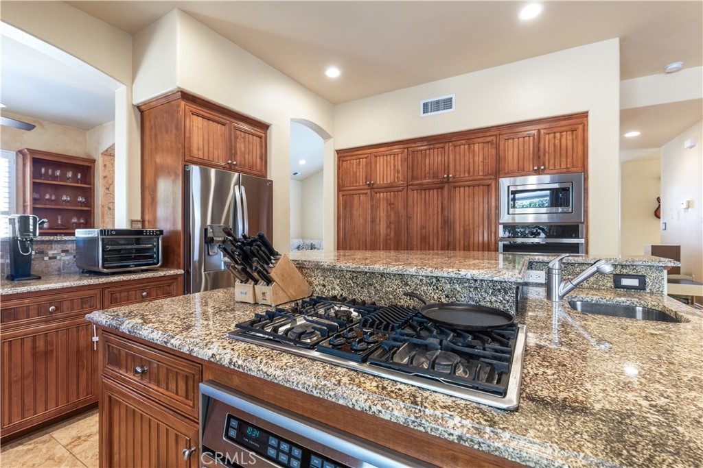 1230 Windsong Way, Paso Robles, CA 93446