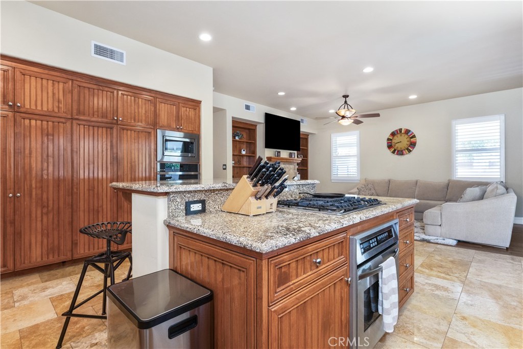 1230 Windsong Way, Paso Robles, CA 93446