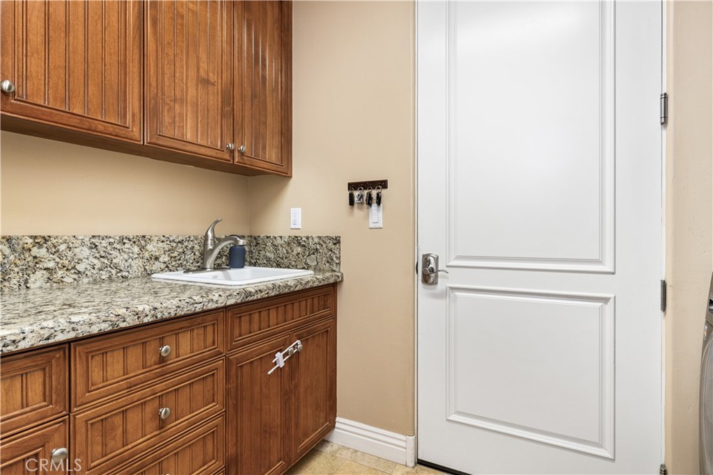 1230 Windsong Way, Paso Robles, CA 93446