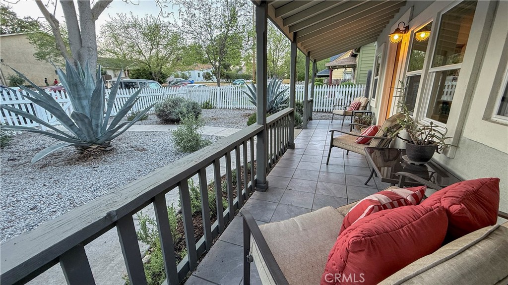 1712 Pine St, Paso Robles, CA 93446