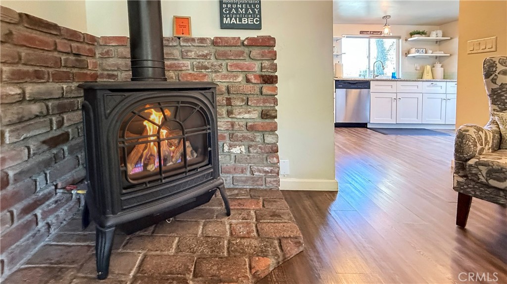 1712 Pine St, Paso Robles, CA 93446