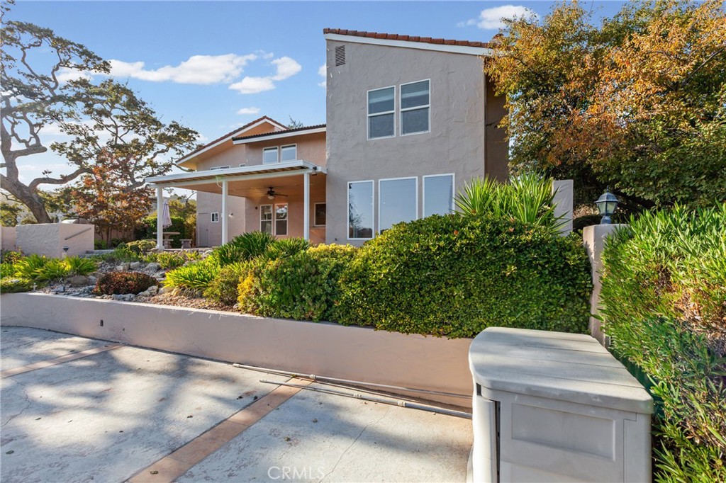 10080 Andrita, Atascadero, CA 93422