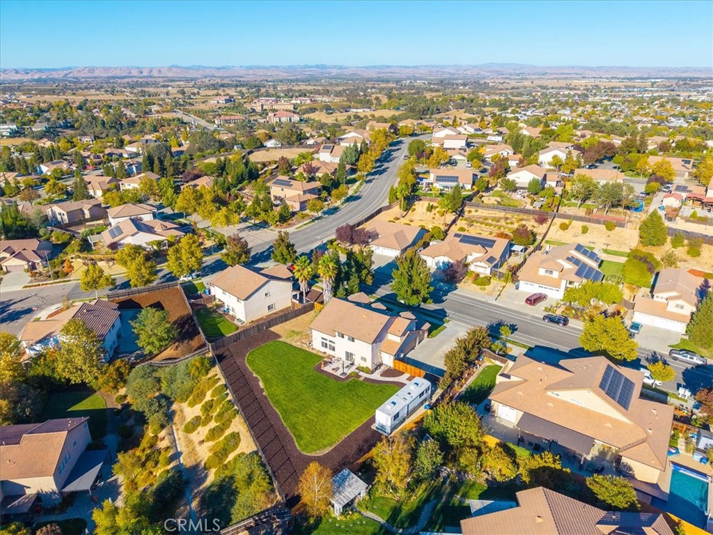 1711 Skyview Dr, Paso Robles, CA 93446
