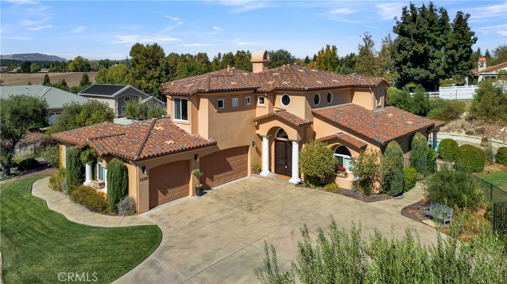 1450 Meadow View Ln, Templeton, CA 93465