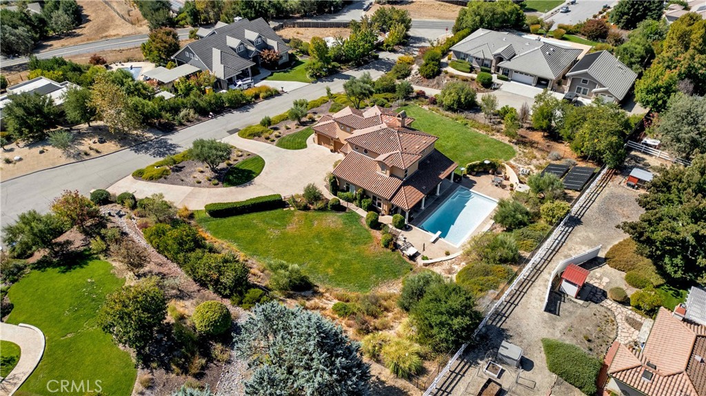1450 Meadow View Ln, Templeton, CA 93465