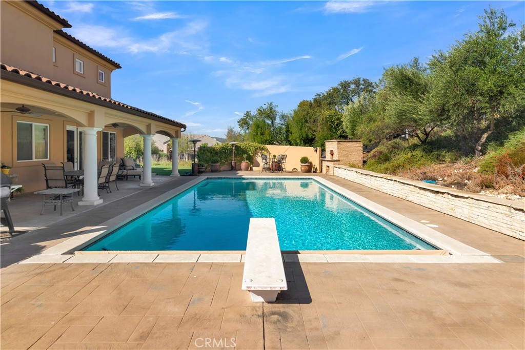 1450 Meadow View Ln, Templeton, CA 93465