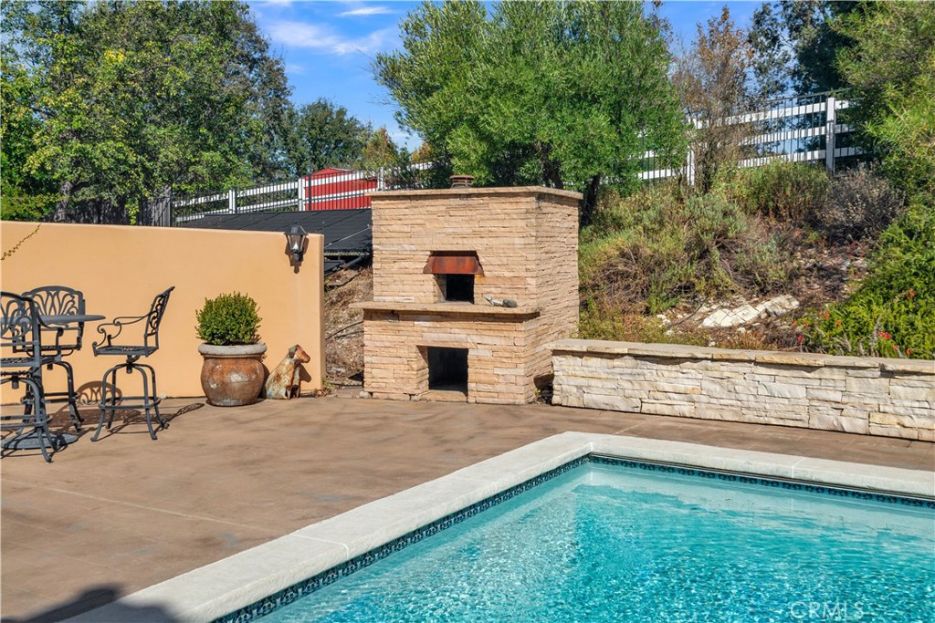 1450 Meadow View Ln, Templeton, CA 93465