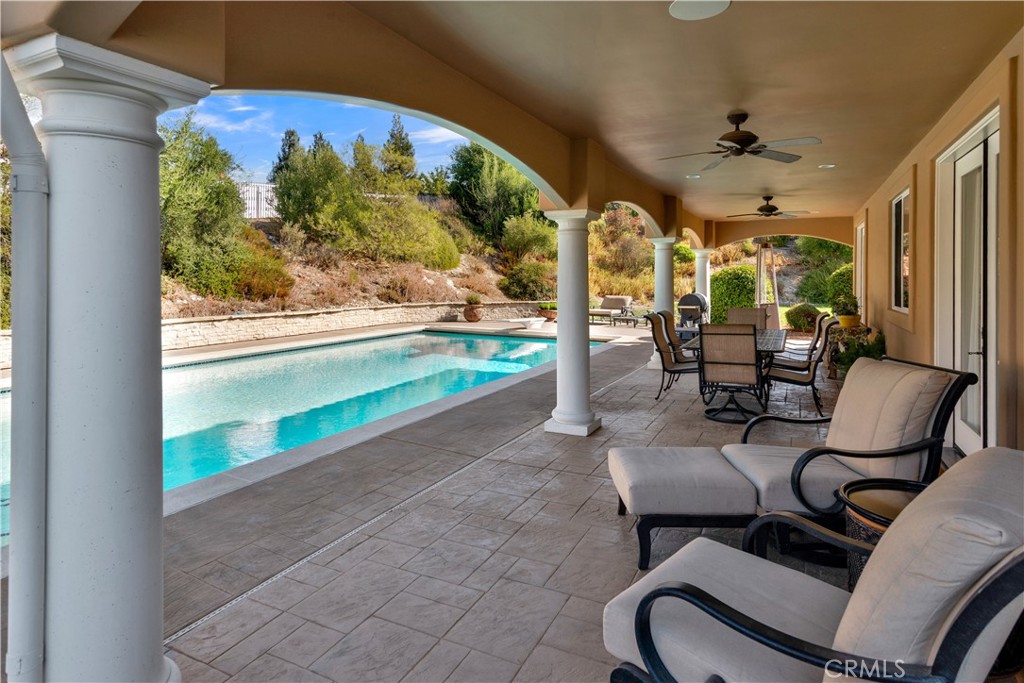 1450 Meadow View Ln, Templeton, CA 93465