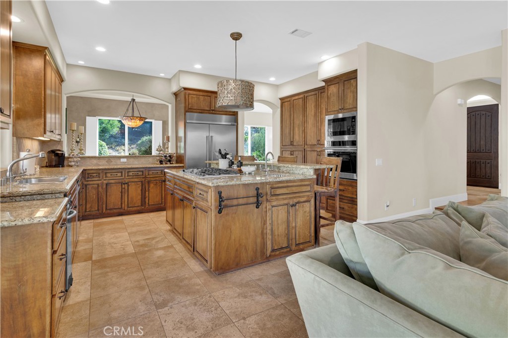 1450 Meadow View Ln, Templeton, CA 93465