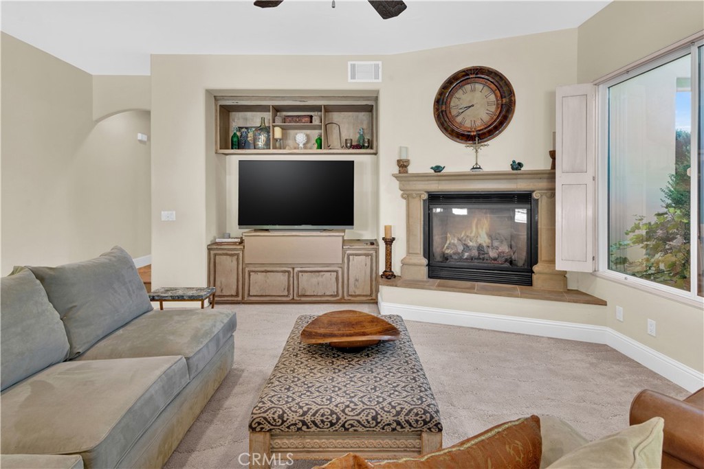 1450 Meadow View Ln, Templeton, CA 93465