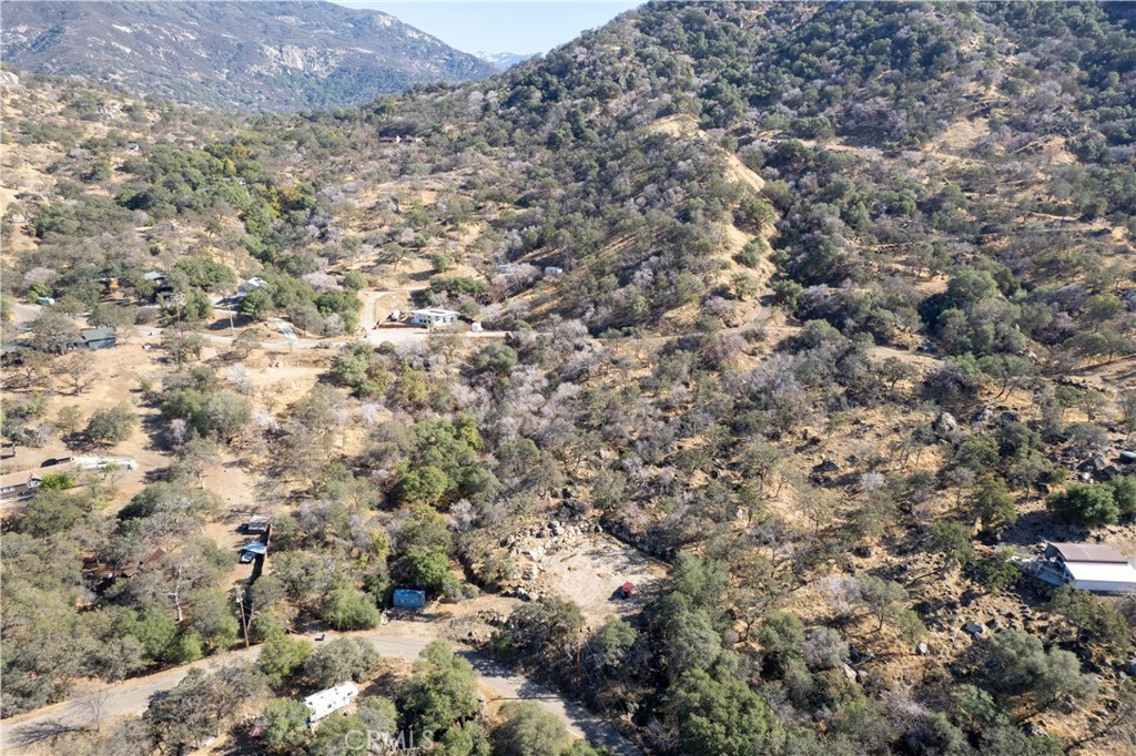 45352 HAMMOND DRIVE, Visalia, CA 93271