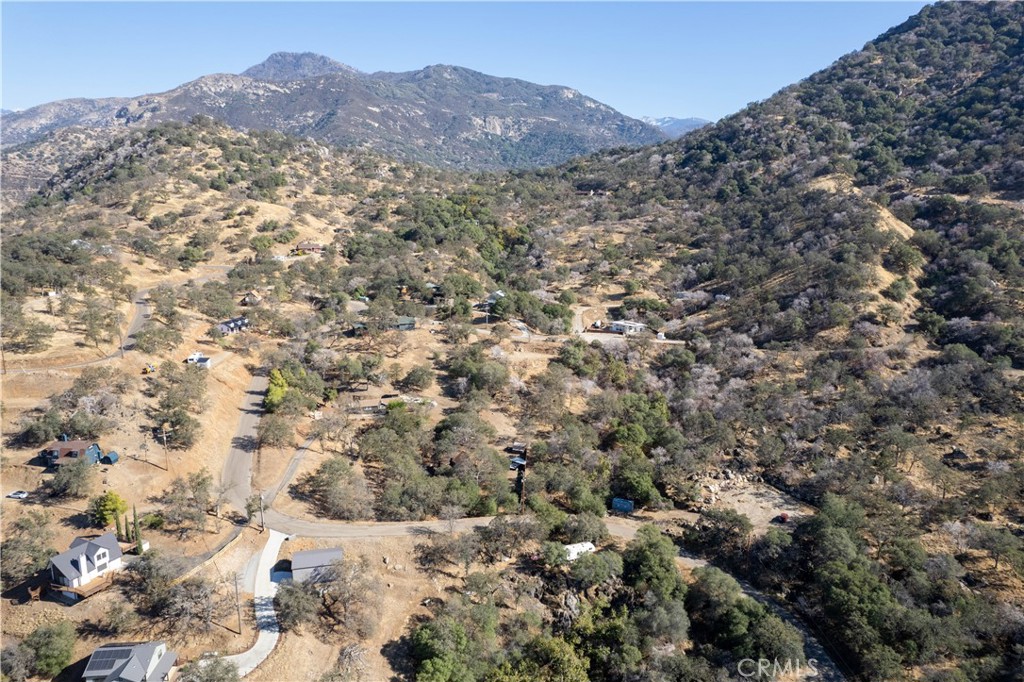 45352 HAMMOND DRIVE, Visalia, CA 93271