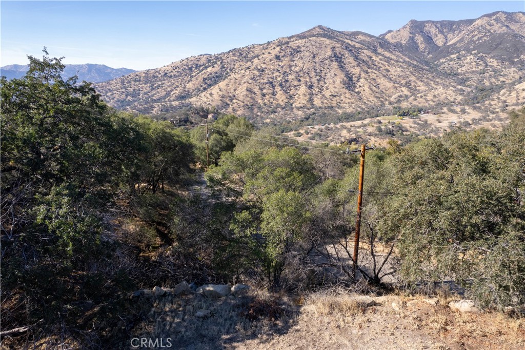 45352 HAMMOND DRIVE, Visalia, CA 93271