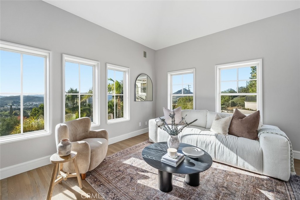 1854 Sydney St, San Luis Obispo, CA 93401