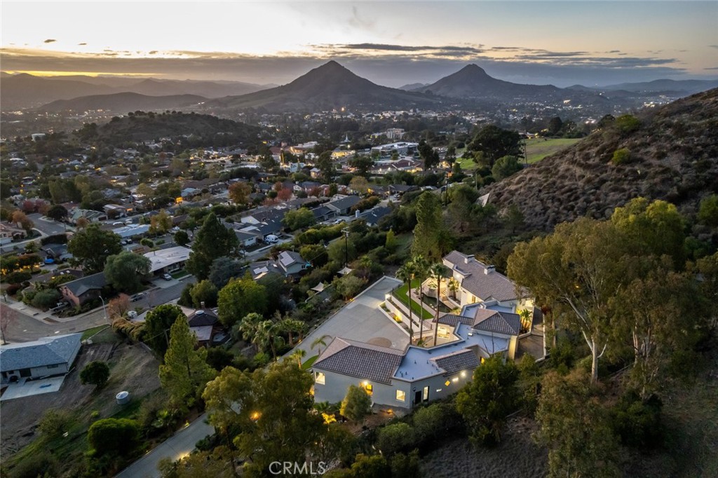 1854 Sydney St, San Luis Obispo, CA 93401
