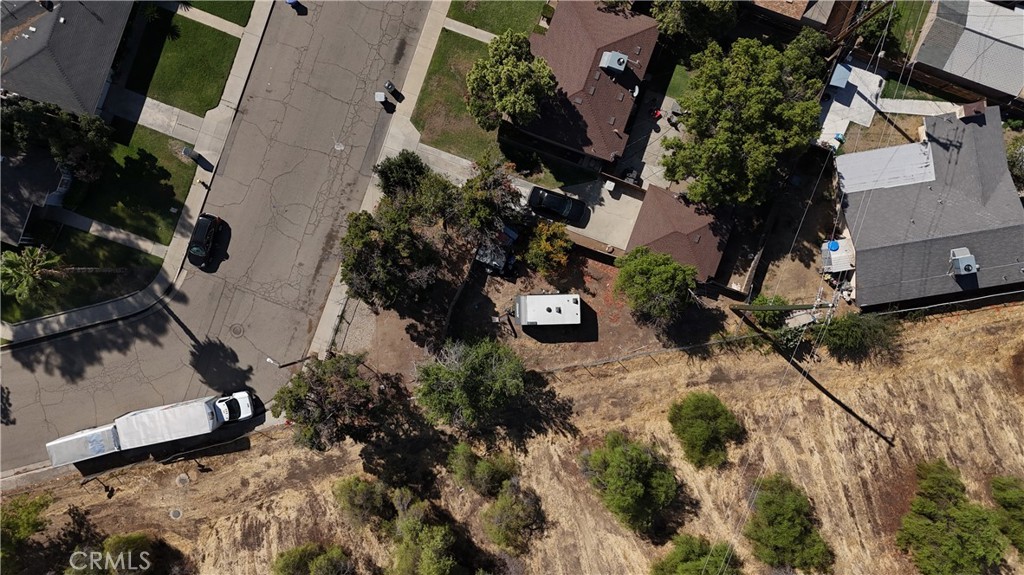 2243 E Cambridge Ave, Fresno, CA 93703