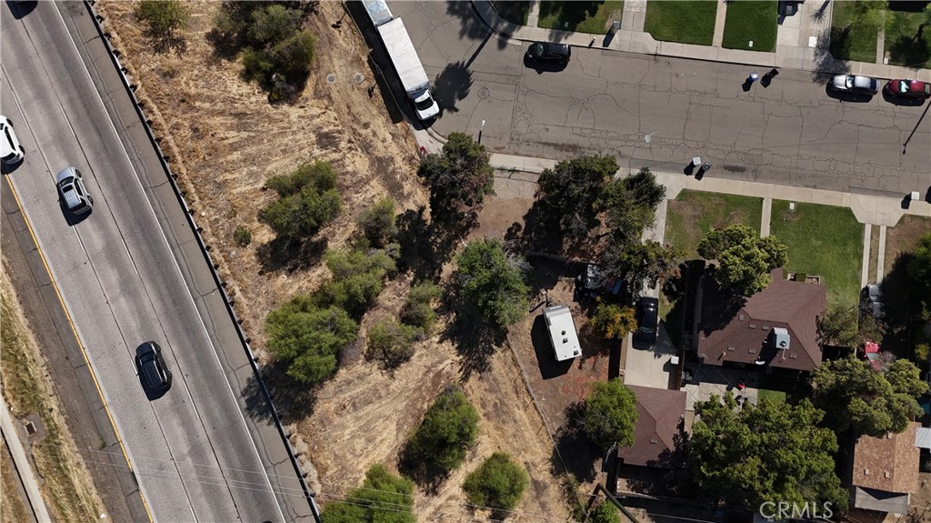 2243 E Cambridge Ave, Fresno, CA 93703