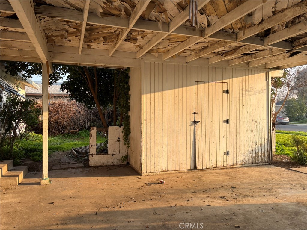 4298 N Holt, Fresno, CA 93705