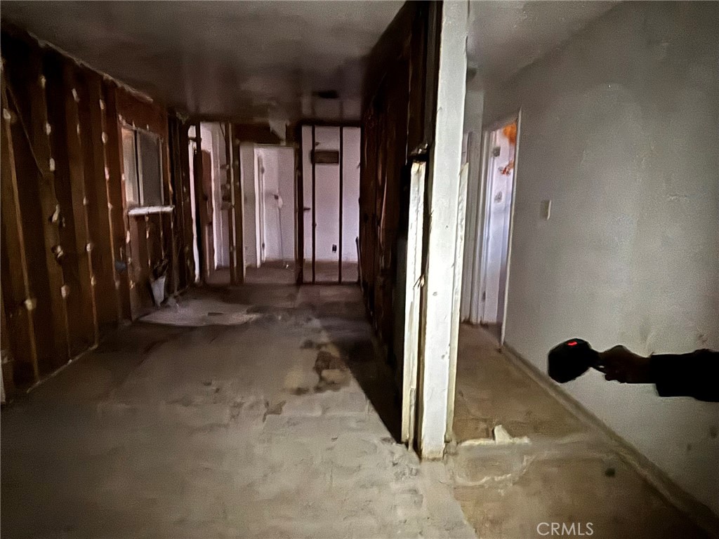 4298 N Holt, Fresno, CA 93705