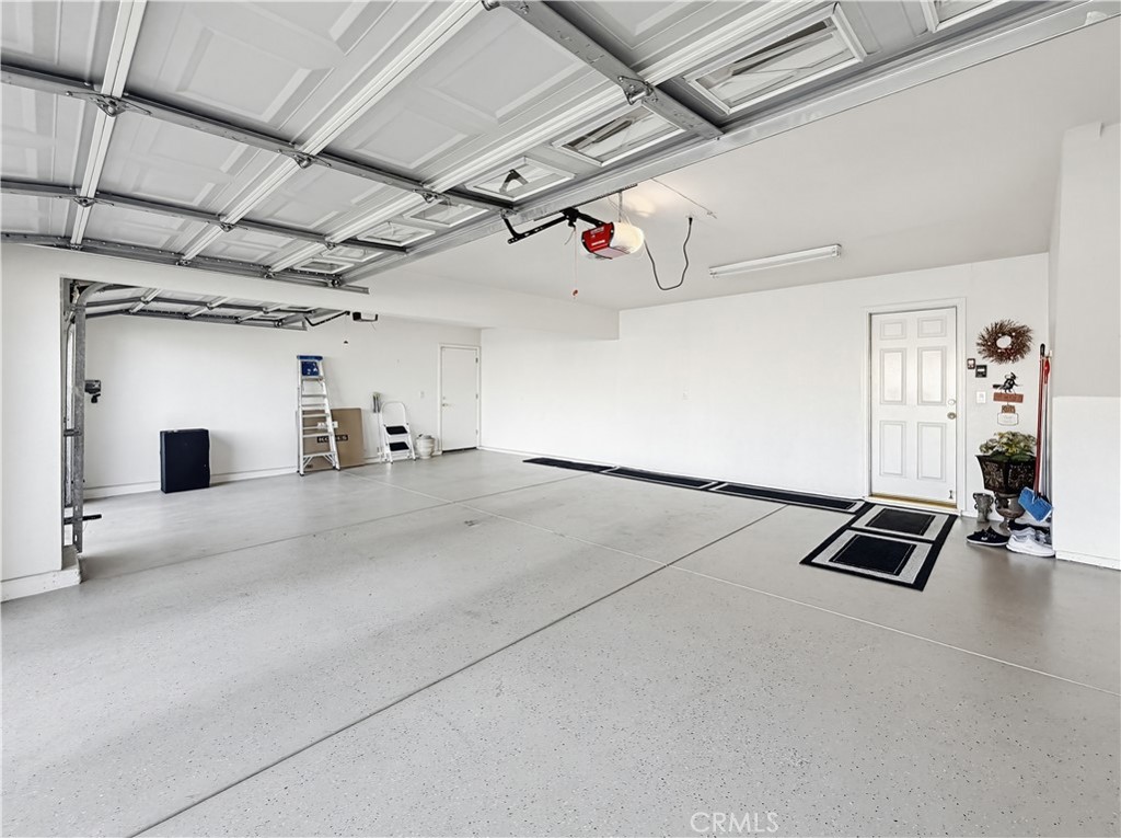 4201 Crown Valley, Modesto, CA 95356