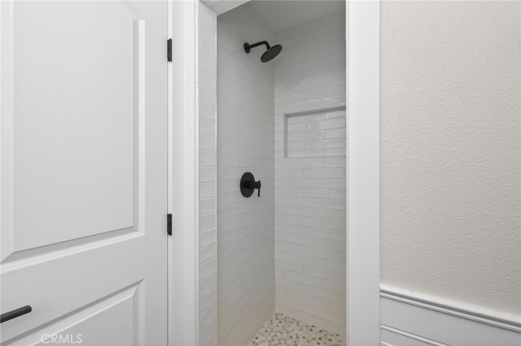 4161 E Holland, Fresno, CA 93726