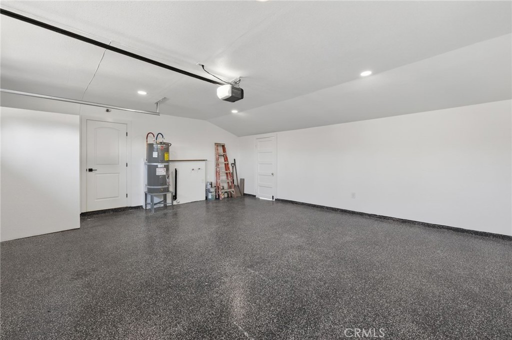 4161 E Holland, Fresno, CA 93726