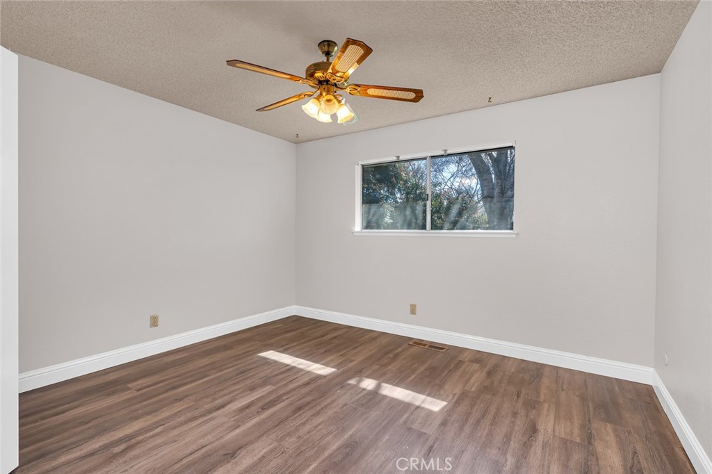 2265 E Herndon, Fresno, CA 93720