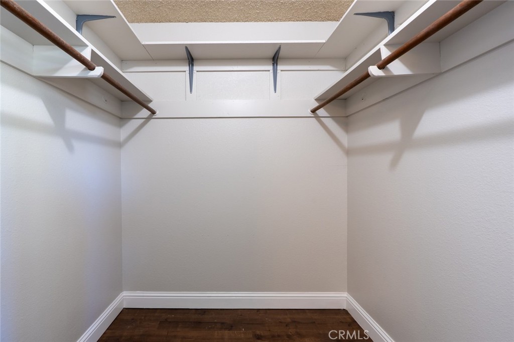 2265 E Herndon, Fresno, CA 93720