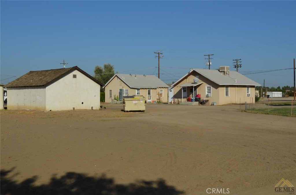 411 E Los Angeles, Shafter, CA 93263