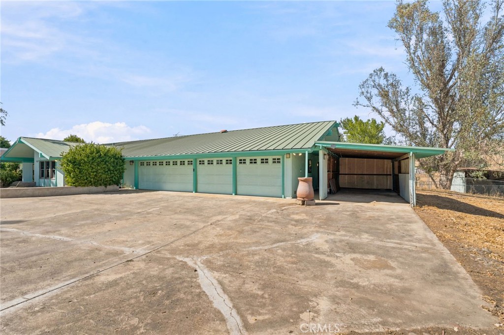 6388 E Appaloosa, Clovis, CA 93619