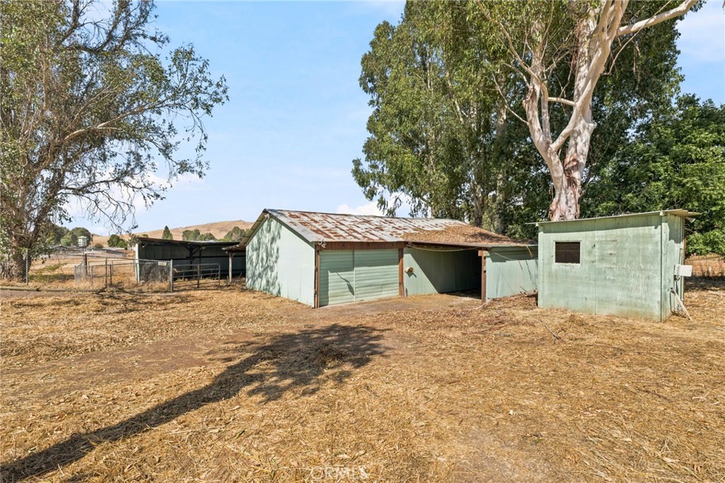 6388 E Appaloosa, Clovis, CA 93619