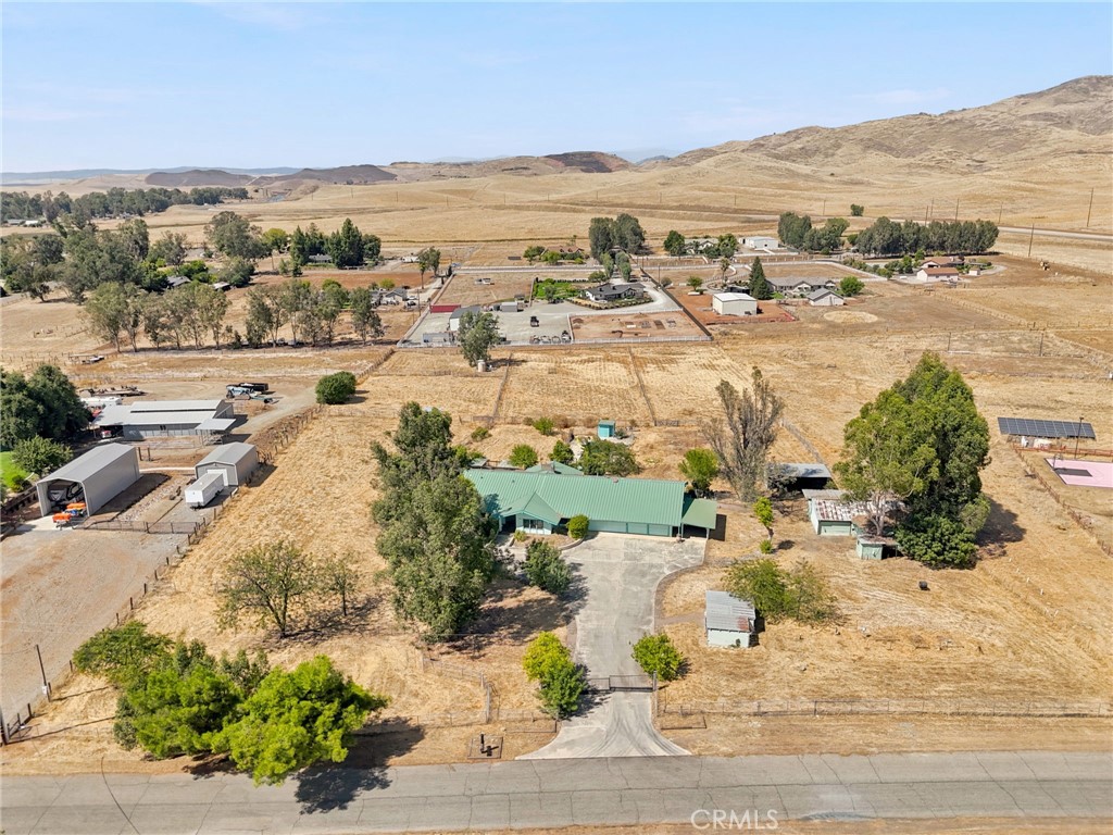 6388 E Appaloosa, Clovis, CA 93619