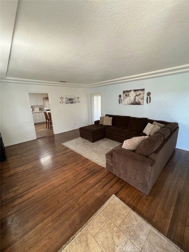 549 S Del Norte, Kerman, CA 93630