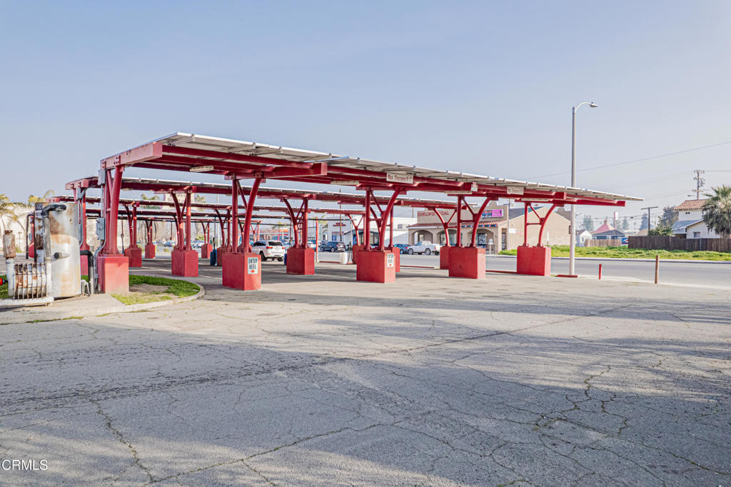 1407 High St, Delano, CA 93215