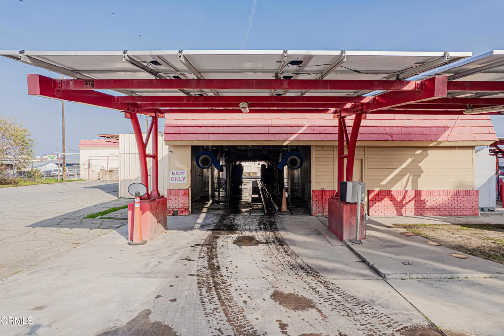 1407 High St, Delano, CA 93215