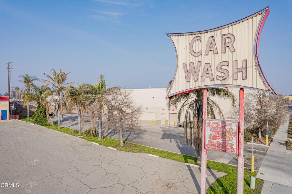 1407 High St, Delano, CA 93215