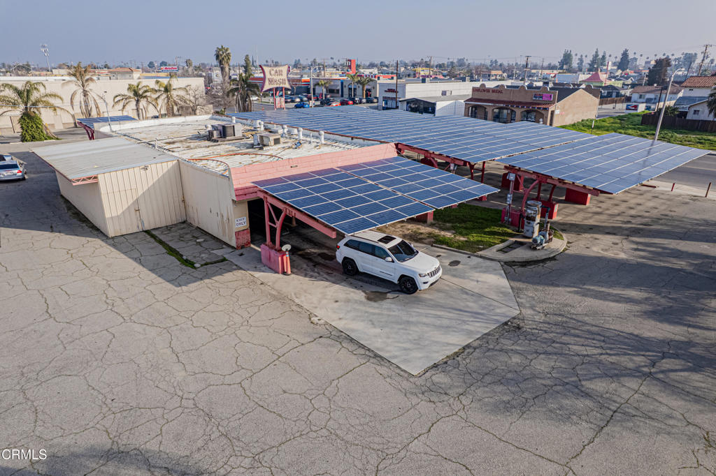 1407 High St, Delano, CA 93215