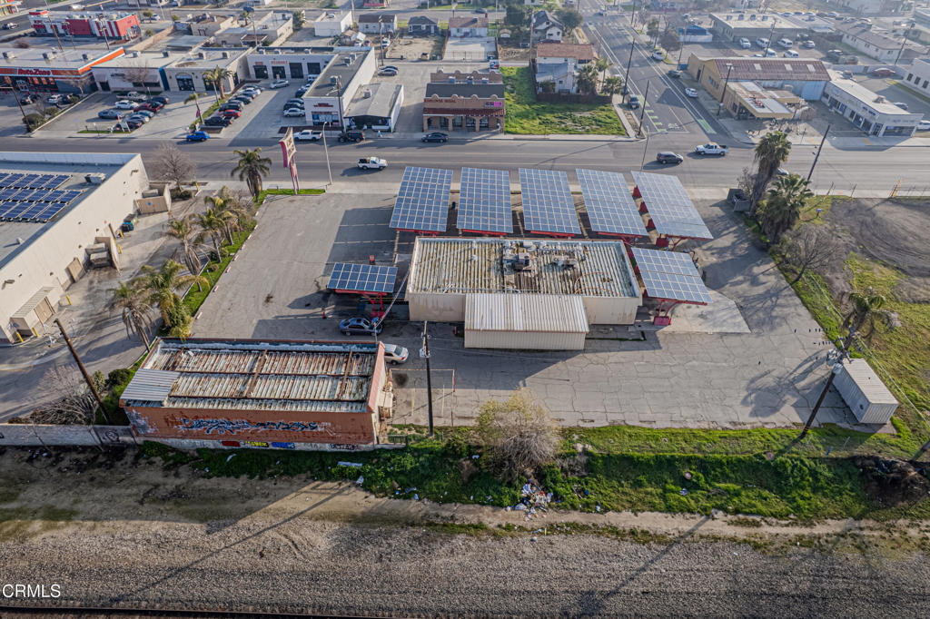 1407 High St, Delano, CA 93215