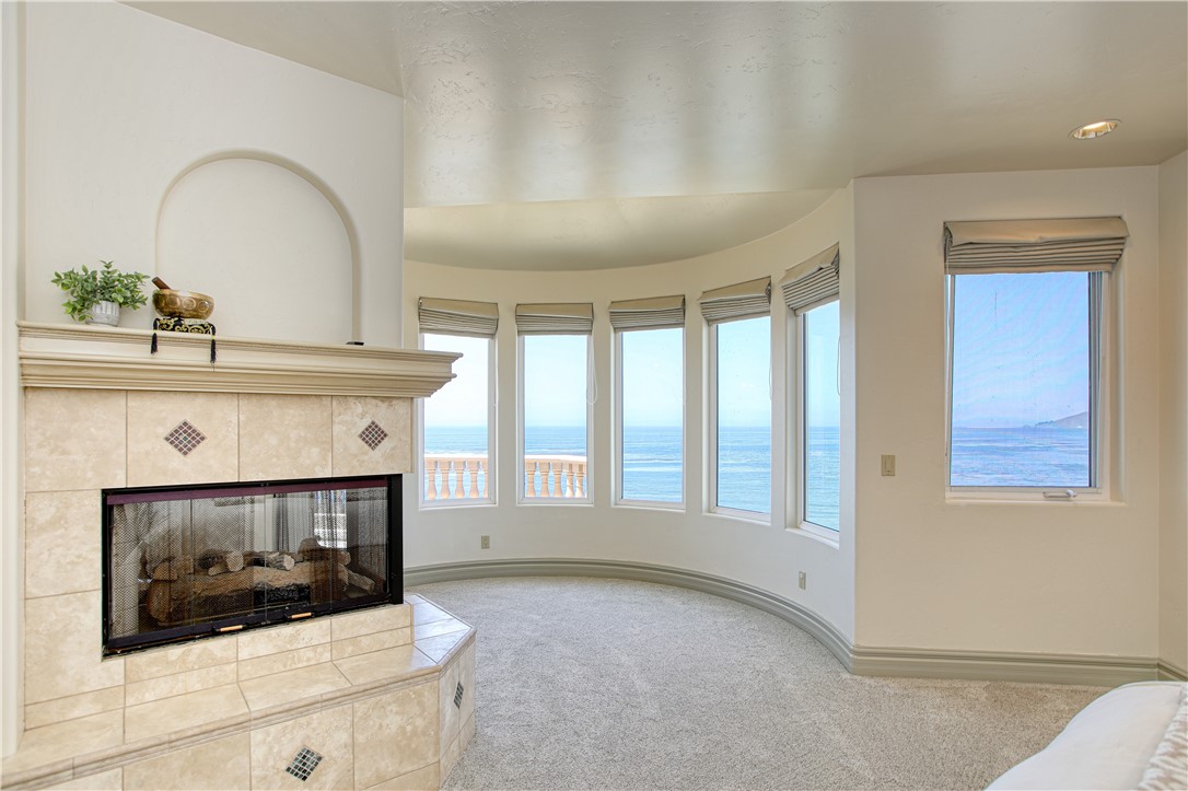 2569 Spyglass Dr, Pismo Beach, CA 93449