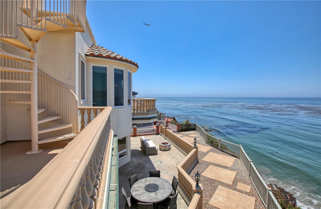 2569 Spyglass Dr, Pismo Beach, CA 93449