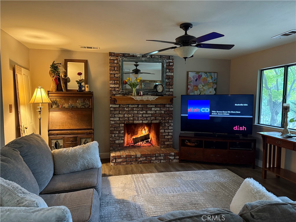 40820 Oak Ridge Dr, Three Rivers, CA 93271