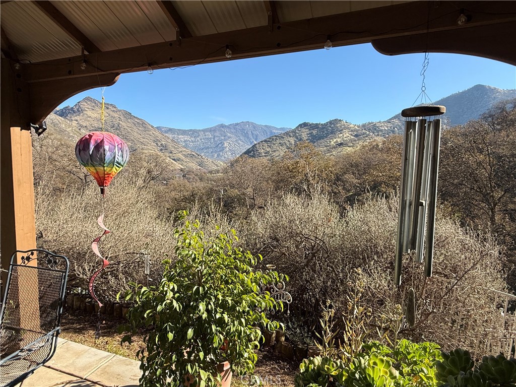 40820 Oak Ridge Dr, Three Rivers, CA 93271