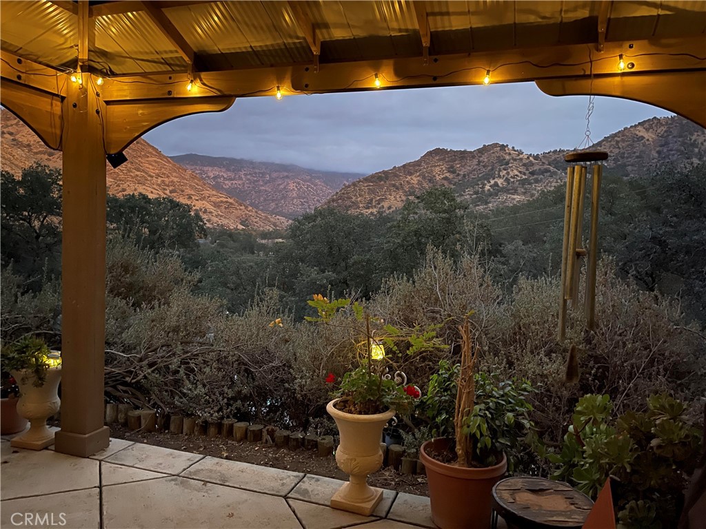 40820 Oak Ridge Dr, Three Rivers, CA 93271