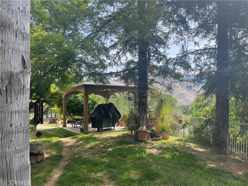 40820 Oak Ridge Dr, Three Rivers, CA 93271