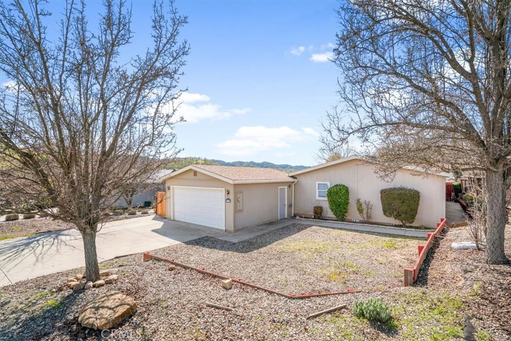 4173 Quarterhorse Way, Paso Robles, CA 93446