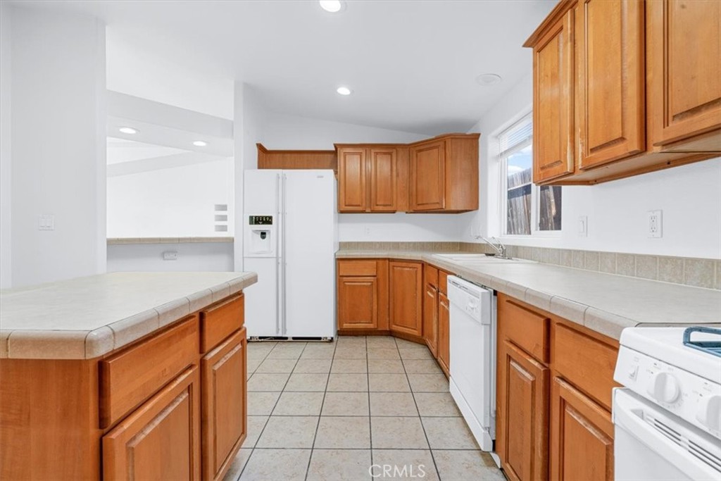 4173 Quarterhorse Way, Paso Robles, CA 93446