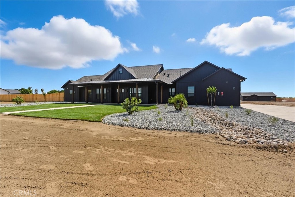 605 S Anderson A Rd, Exeter, CA 93221