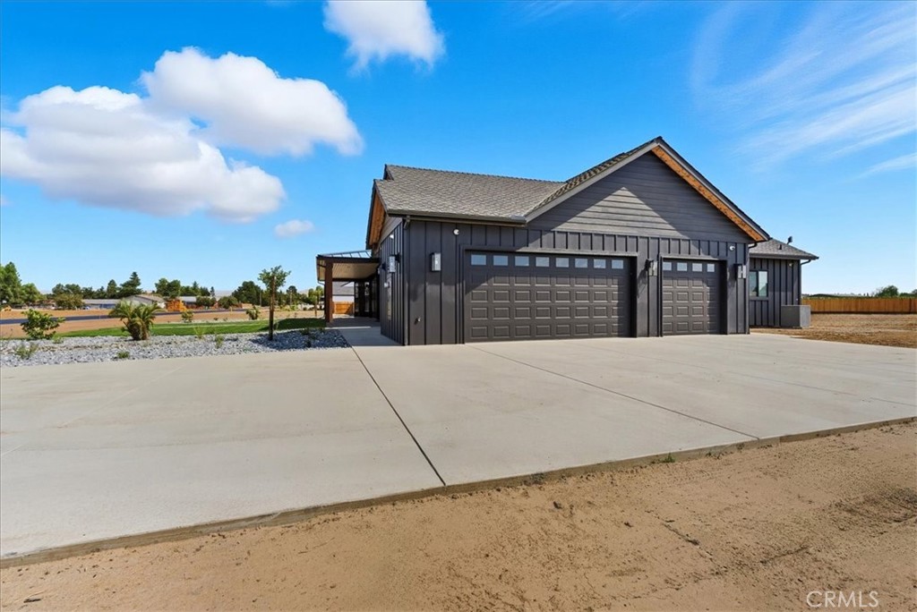 605 S Anderson A Rd, Exeter, CA 93221