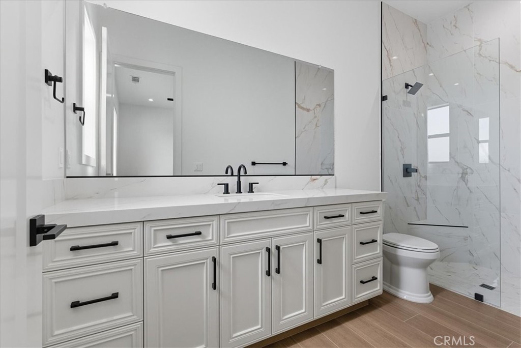 605 S Anderson A Rd, Exeter, CA 93221