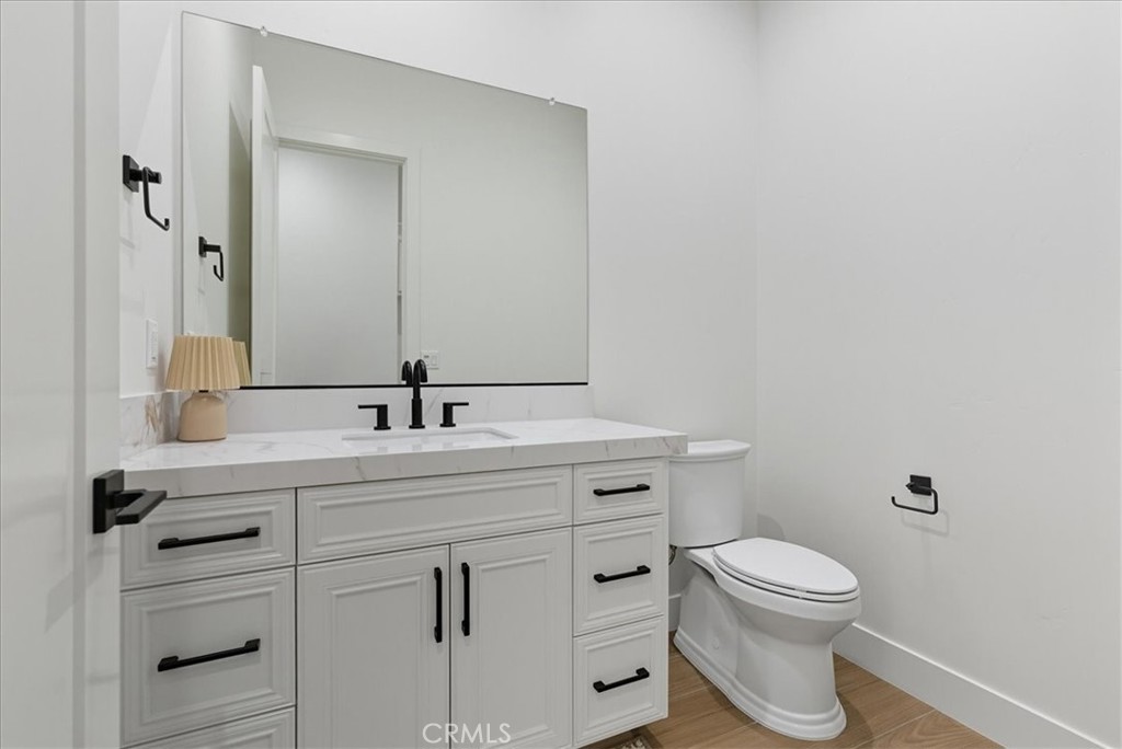 605 S Anderson A Rd, Exeter, CA 93221